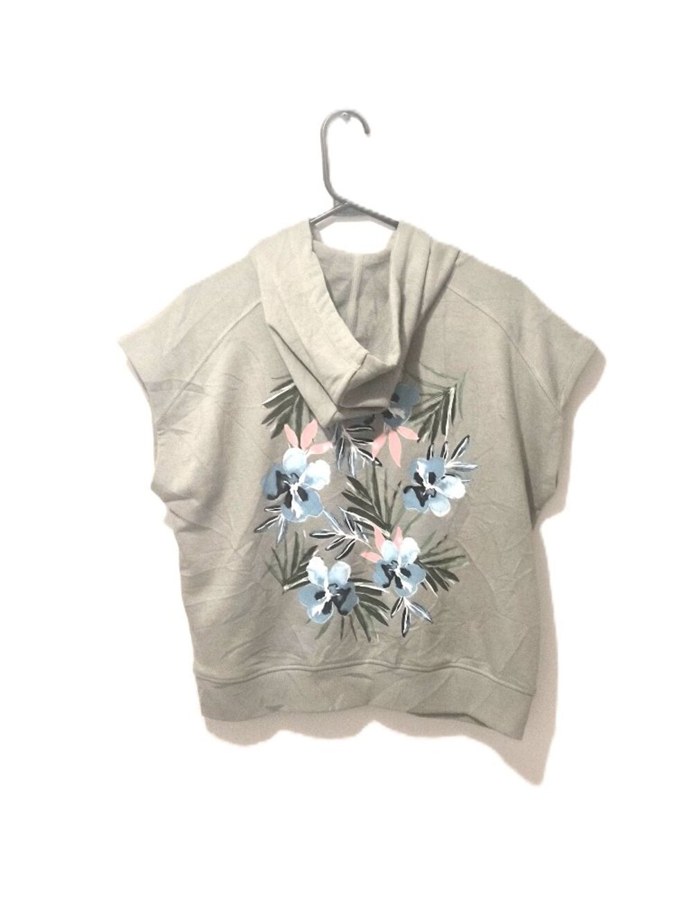 Northern Reflections Sleeveless Hooded Pullover Granola Athleisure Cottagecore